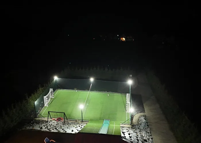 Velo Active & Villa Frydman