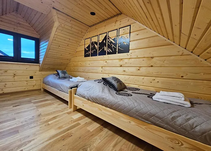 Velo Active & Villa Frydman